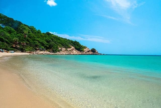 Nilaveli Beach Trincomalee-westroo-travel